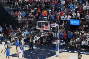 亞歷山大罰球時快船主場球迷大喊“罰球機器” SGA果真罰丟