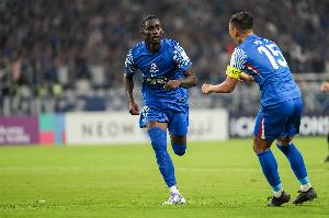 東體：申花六外援出征亞冠，謝鵬飛、戴偉浚也隨隊出征