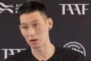 書豪：哈登開始斜眼看我&我打得也憋屈 深聊后關(guān)系和合作都更好了