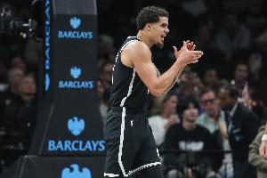 不容易！籃網(wǎng)五人得分15+力克步行者終于迎來(lái)首勝 此前7連敗