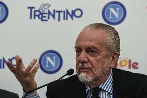 德佬：馬拉多納球場(chǎng)就是個(gè)垃圾場(chǎng) 歐冠之夜也只能賺到300萬(wàn)歐