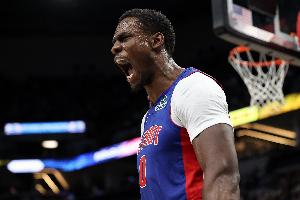 一直在飛！杜倫半場8中6高效拿下18分5板2斷