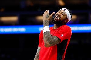 正負(fù)值+17最高！英格拉姆19中7拿到20分6板4助1斷1帽 首節(jié)10分