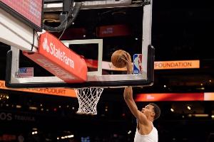 文班賽季至今7場(chǎng)送出29帽 高于籃網(wǎng)、熱火、鵜鶘、爵士全隊(duì)蓋帽數(shù)