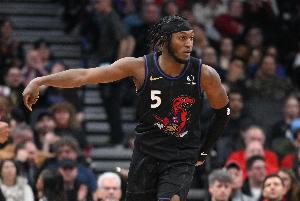 外線發(fā)威！猛龍首節(jié)三分10投8中 命中率高達80%