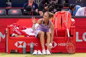 實(shí)至名歸！全運(yùn)會(huì)今晚開(kāi)幕，鄭欽文將擔(dān)任湖北代表團(tuán)旗手