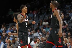 杜蘭特：這是場(chǎng)團(tuán)隊(duì)勝利 我們頂住壓力 堅(jiān)持拿下了比賽