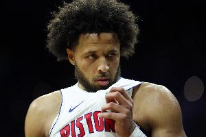 超科比 近58年打鐵數(shù)之最！康寧漢姆45中14轟46分三雙+5斷2帽