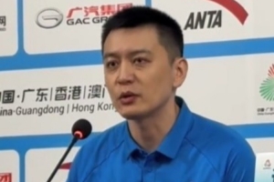 楊鳴：感謝我的隊員拼到最后 明天他們依然會全力以赴爭奪第三名