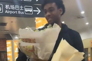 媒體人：山西外援格雷格·布朗因狀態(tài)不佳 未達(dá)到球隊(duì)要求 已離隊(duì)