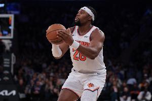 面包：亞布塞萊打得很努力能為隊(duì)友創(chuàng)造投籃空間 進(jìn)攻端節(jié)奏很棒