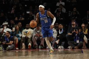 弗拉格：布威活力十足很好地運(yùn)用速度 我很尊重他 對球隊(duì)幫助很大