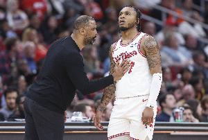 烏度卡：惠特摩爾在我們隊(duì)時(shí)競爭激烈 希望他在奇才好好把握機(jī)會(huì)