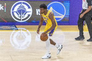 夸梅：當(dāng)年你們議論我全是人身攻擊 而我評價(jià)布朗尼都是籃球角度