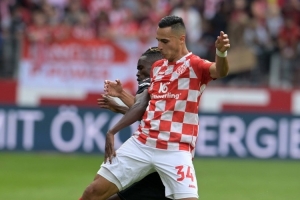 TA：埃爾加齊打贏了與美因茨的官司，此前他因支持巴勒斯坦遭解雇