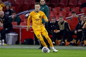 官方：荷蘭隊后衛(wèi)哈特曼因病離開訓(xùn)練營，不會隨隊出征波蘭