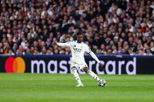 記者：卡馬文加因傷退出法國(guó)隊(duì)集訓(xùn)，提前返回馬德里