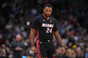 追夢(mèng)：快船不是為比爾放棄鮑威爾 而是續(xù)約不起鮑威爾只能放走他