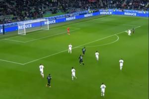 連續(xù)4屆無緣世界杯！斯洛文尼亞驚天烏龍+7分鐘2黃，提前小組出局