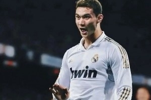 今日趣圖：大家都誤會羅哥了，真正的羅哥現(xiàn)在在拜合拉木身上呢~