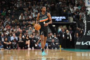 7人上雙！?？怂拐勎陌嗳标嚕何覀兪且粋€團隊 很多人都準(zhǔn)備好上場