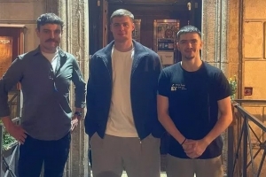 心系愛爾蘭！埃文·弗格森在酒吧觀戰(zhàn)，見證球隊(duì)神奇逆轉(zhuǎn)匈牙利