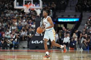 文班不在我來扛！福克斯20中11&三分8中4砍下28分11助