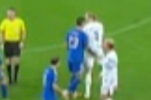 魔人屁股摸不得！哈蘭德被曼奇尼摸屁股后怒罵，多納魯馬勸架