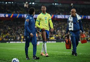 巴西隊官方：加布里埃爾右大腿肌肉損傷，退出本期國家隊