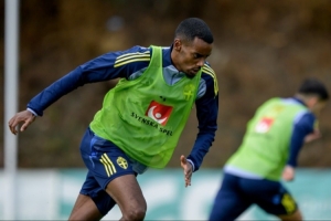 紅軍舊將：希望瑞典多給伊薩克比賽時(shí)間，有助于他在利物浦的表現(xiàn)