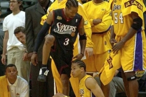 盧：防守艾弗森成就了我的生涯 如果有機(jī)會(huì)他可以跨我50次！