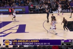 本場第一次反超！東契奇單挑樂福上籃得分