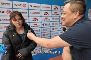 頭名晉級(jí)！吳艷妮：12秒98對(duì)我來(lái)說(shuō)意義不大，決賽繼續(xù)加油！