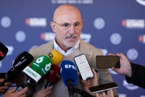 德拉富恩特：我們還有很多工作要做，希望所有球員都保持健康