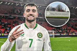 迎接英雄凱旋！愛(ài)爾蘭都柏林機(jī)場(chǎng)打趣：我們改名叫“帕洛特機(jī)場(chǎng)”