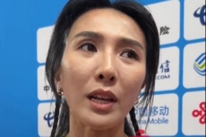 林雨薇祝福劉景揚(yáng)奪冠：非常恭喜她，在本土贏下這枚沉甸甸的金牌