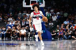 身手全面！凱肖恩·喬治17中8&三分8中4砍下23+7+7 填滿數(shù)據(jù)欄