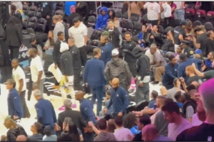 巴特勒輸球后沒有和任何熱火老隊友握手致意直接離場