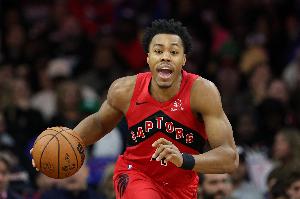 行云流水！猛龍連續(xù)傳導(dǎo) 珀爾特爾助攻巴恩斯暴扣打停76人