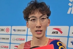 徐卓一賽后：現(xiàn)在這一棒接到我手里了，爭取明年名古屋亞運(yùn)會奪冠