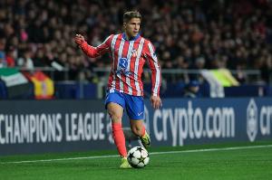 馬卡報(bào)：小西蒙尼訓(xùn)練中感到大腿肌肉不適，出戰(zhàn)赫塔費(fèi)成疑