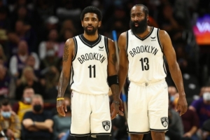 意難平！小喬丹：祝賀雄鹿 但若21年歐文哈登不受傷結(jié)果會(huì)不同