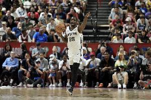 加西亞：教練今早找我談話溝通 讓我就做自己 我在場上輕松多了