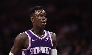 鐵麻了！施羅德半場(chǎng)6中0僅拿3分2板5助