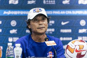 曲剛：我們理論上還沒有降級但困難很大，希望職業(yè)球員不要放棄