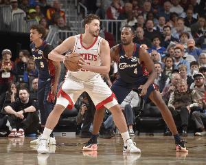 烏度卡：申京可不管面前是不是DPOY 我們認(rèn)為他每場(chǎng)比賽都有優(yōu)勢(shì)