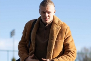 冬季裝扮！哈蘭德社媒曬照：冬天要來(lái)了/已經(jīng)到了！