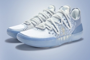 顏值如何？ 約基奇簽名鞋Joker 2 丹佛配色 有讓你聯(lián)想到掘金嗎