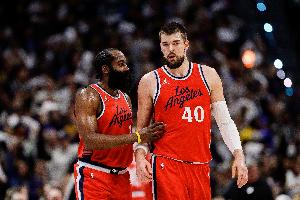 隊記：哈登需掌握與祖巴茨的化學(xué)反應(yīng) 后者或能進全明星