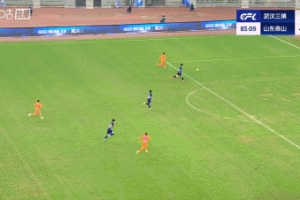 打花了！克雷桑第86分鐘推射再下一城，本場1射2傳，泰山5-1領先